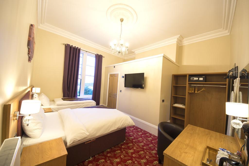 Edgerton Hotel Хъдърсфийлд Екстериор снимка
