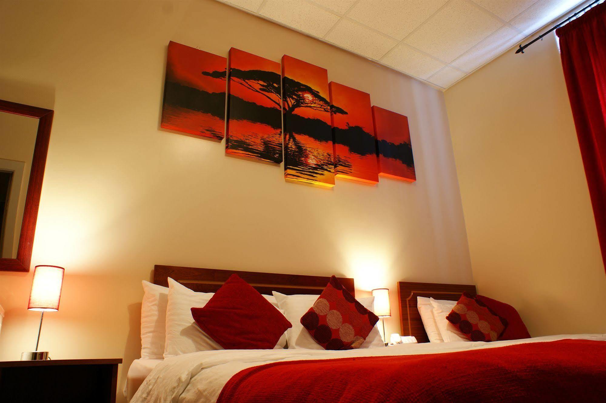 Edgerton Hotel Хъдърсфийлд Екстериор снимка