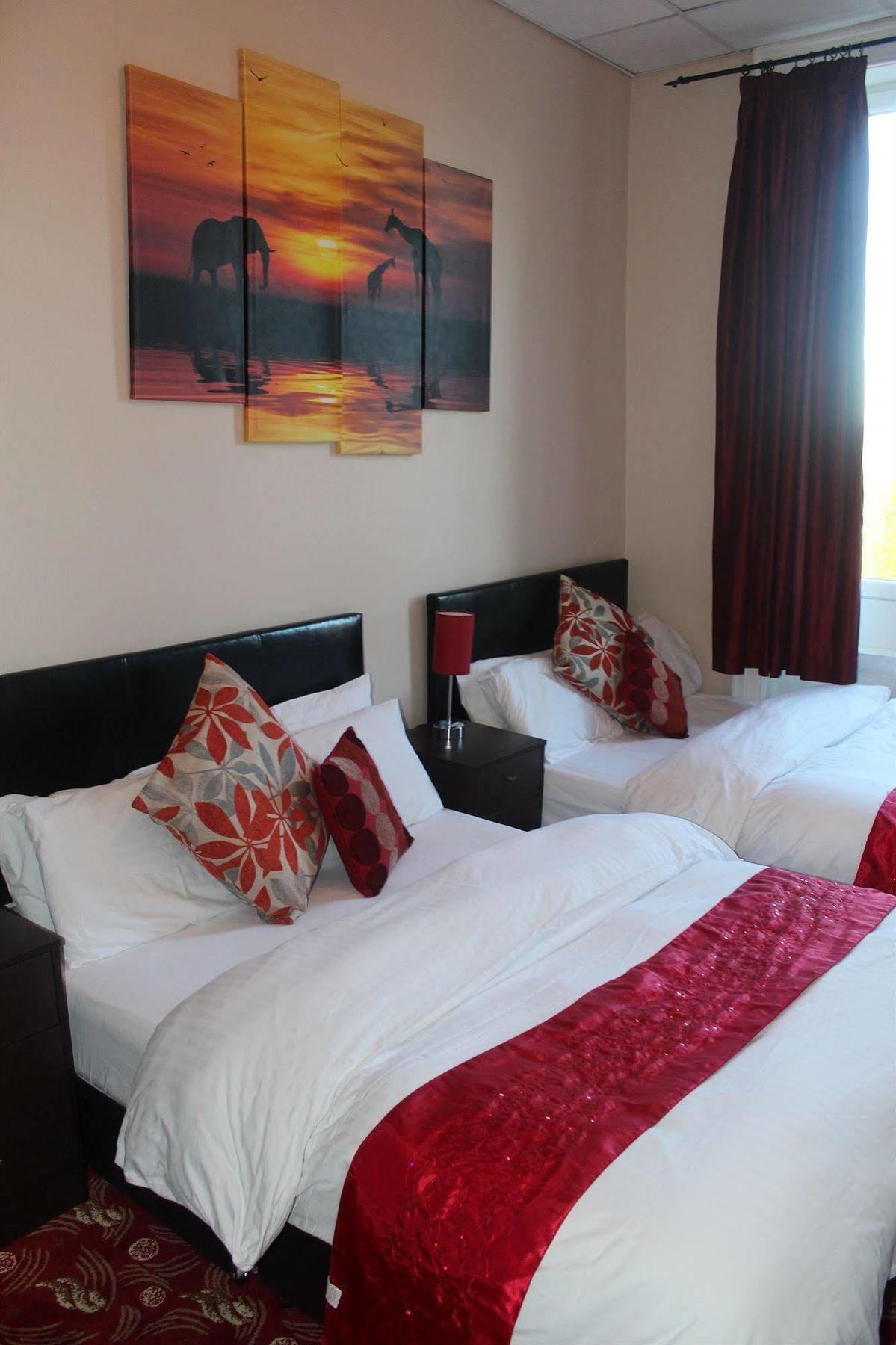 Edgerton Hotel Хъдърсфийлд Екстериор снимка